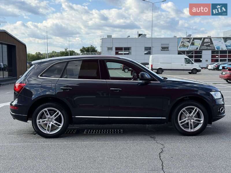 Внедорожник / Кроссовер Audi Q5 2016 в Киеве