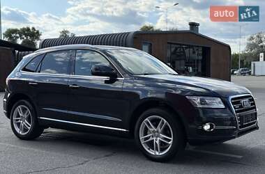 Внедорожник / Кроссовер Audi Q5 2016 в 