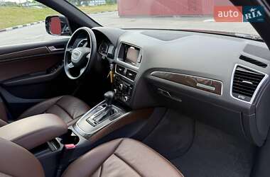 Внедорожник / Кроссовер Audi Q5 2016 в 