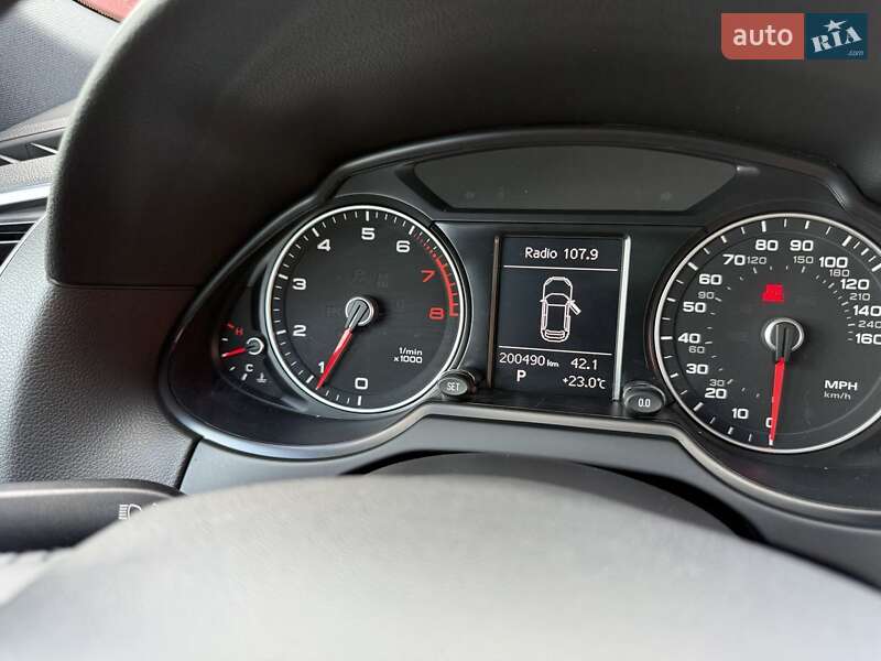 Внедорожник / Кроссовер Audi Q5 2016 в Киеве