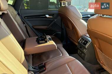 Позашляховик / Кросовер Audi Q5 2019 в 