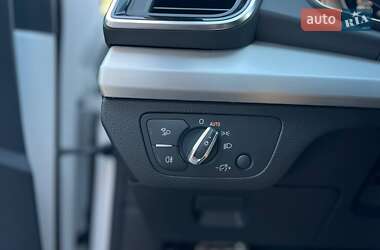 Позашляховик / Кросовер Audi Q5 2021 в 