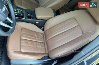 Внедорожник / Кроссовер Audi Q5 2023 в 