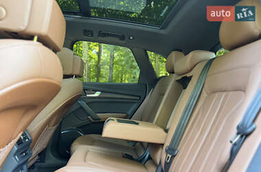 Внедорожник / Кроссовер Audi Q5 2023 в 