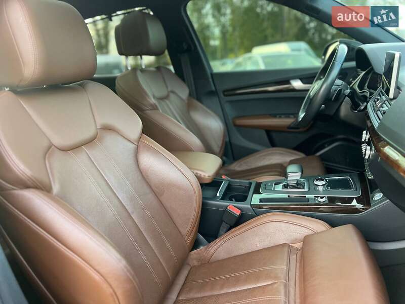 Позашляховик / Кросовер Audi Q5 2018 в Стрию