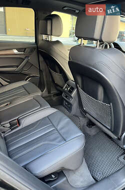 Внедорожник / Кроссовер Audi Q5 2024 в 