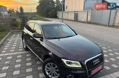 Внедорожник / Кроссовер Audi Q5 2015 в 