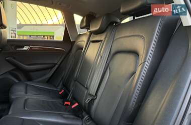 Внедорожник / Кроссовер Audi Q5 2016 в 