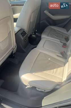 Внедорожник / Кроссовер Audi Q5 2011 в 