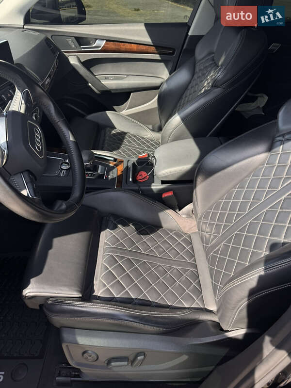 Внедорожник / Кроссовер Audi Q5 2017 в Львове фото 12 Внедорожник / Кроссовер Audi Q5 2017 в Львове