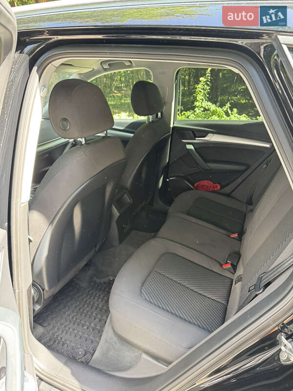 Внедорожник / Кроссовер Audi Q5 2017 в Львове фото 16 Внедорожник / Кроссовер Audi Q5 2017 в Львове