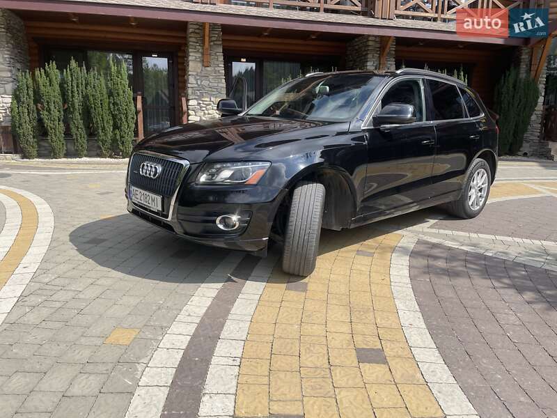 Позашляховик / Кросовер Audi Q5 2011 в Дніпрі