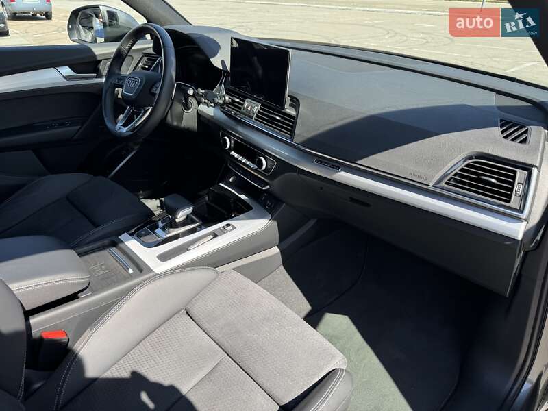 Внедорожник / Кроссовер Audi Q5 2022 в Киеве фото 12 Внедорожник / Кроссовер Audi Q5 2022 в Киеве