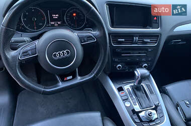Внедорожник / Кроссовер Audi Q5 2015 в 