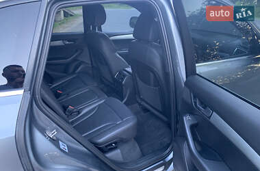 Внедорожник / Кроссовер Audi Q5 2015 в 