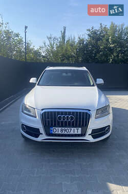 Внедорожник / Кроссовер Audi Q5 2010 в 