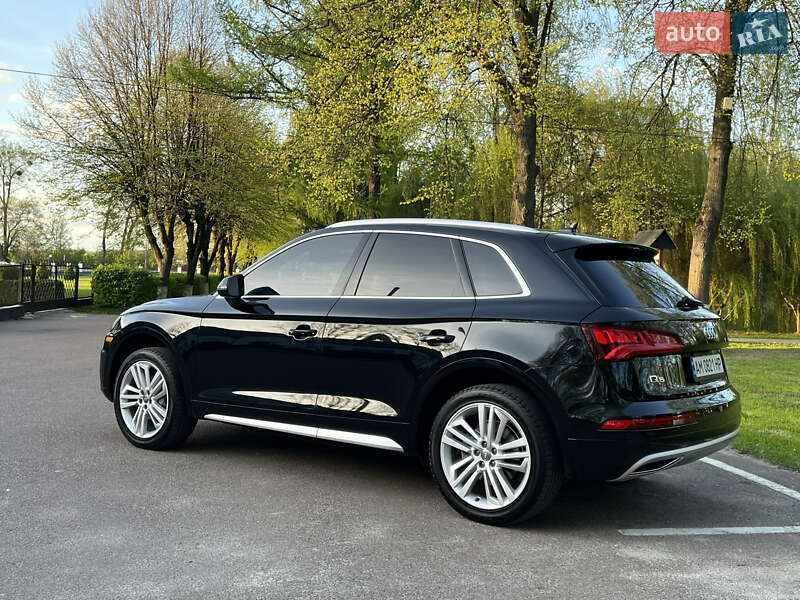 Позашляховик / Кросовер Audi Q5 2018 в Звягелі