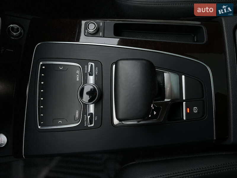 Позашляховик / Кросовер Audi Q5 2018 в Звягелі