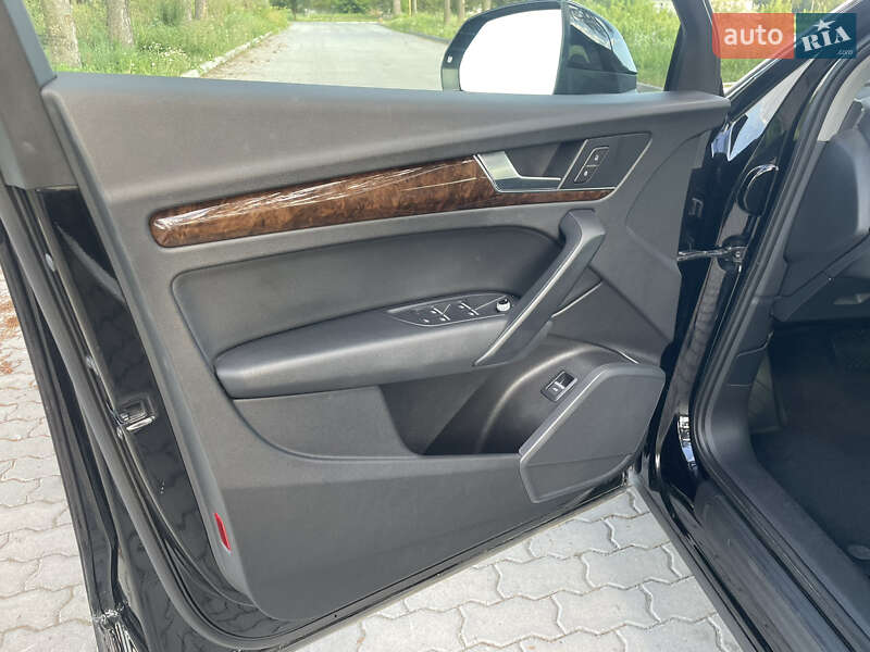 Внедорожник / Кроссовер Audi Q5 2018 в Коломые