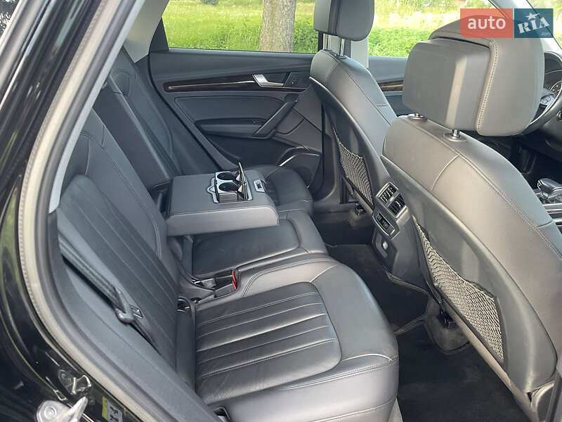 Внедорожник / Кроссовер Audi Q5 2018 в Коломые