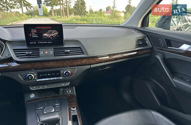 Внедорожник / Кроссовер Audi Q5 2018 в 