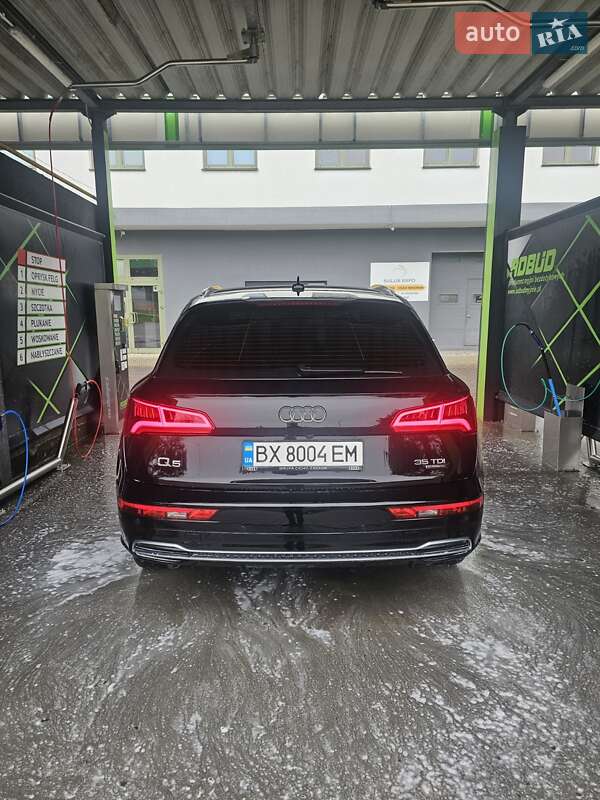 Позашляховик / Кросовер Audi Q5 2020 в Дунаївцях