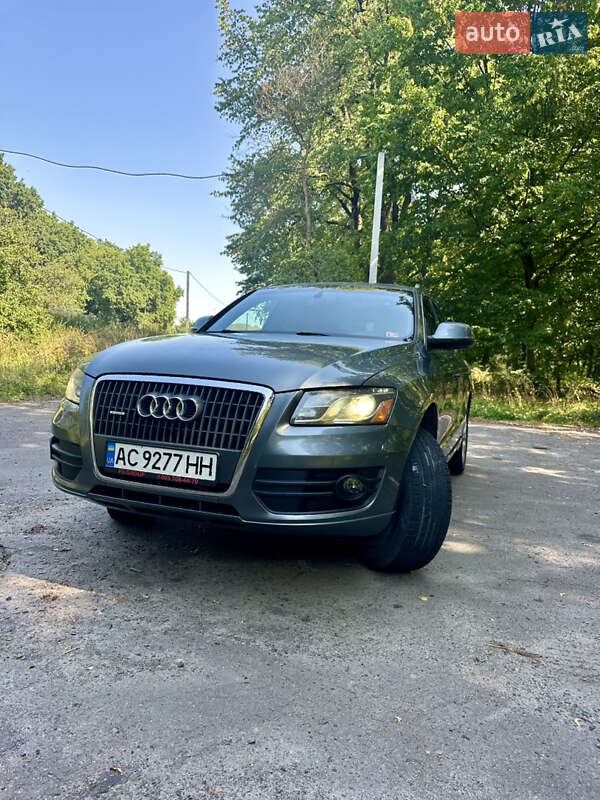 Внедорожник / Кроссовер Audi Q5 2011 в Луцке