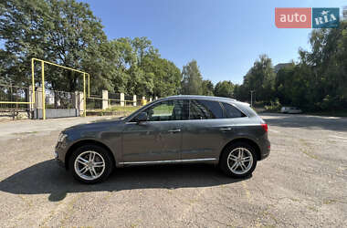 Внедорожник / Кроссовер Audi Q5 2016 в 