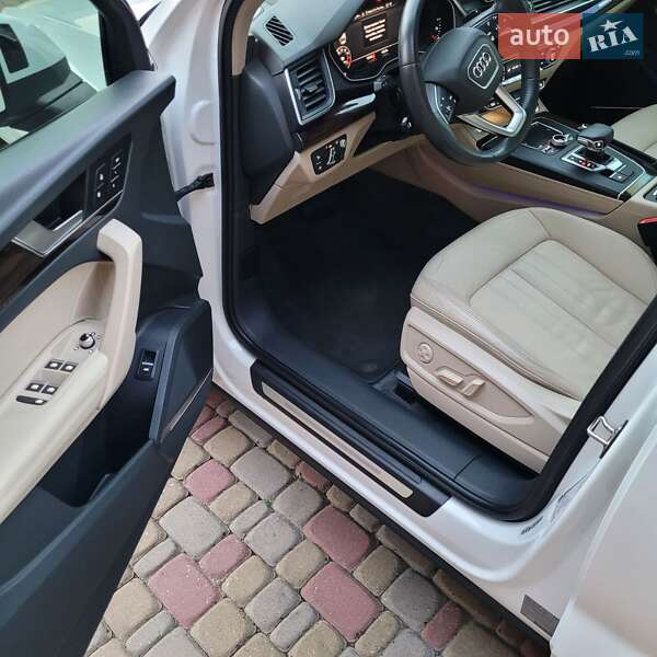 Внедорожник / Кроссовер Audi Q5 2018 в Ровно фото 26 Внедорожник / Кроссовер Audi Q5 2018 в Ровно