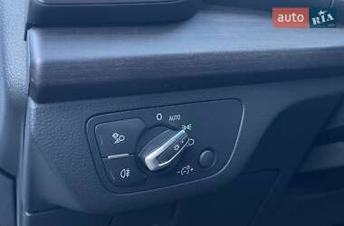 Позашляховик / Кросовер Audi Q5 2021 в 