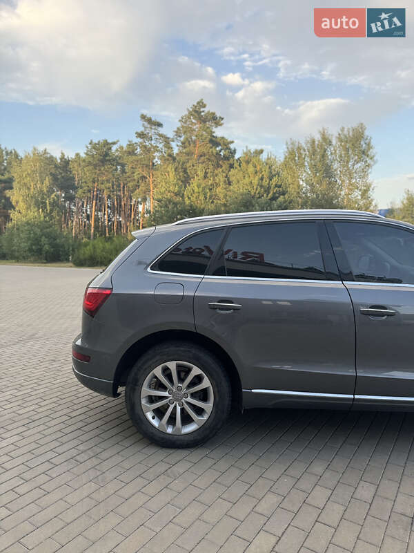 Внедорожник / Кроссовер Audi Q5 2015 в Костополе