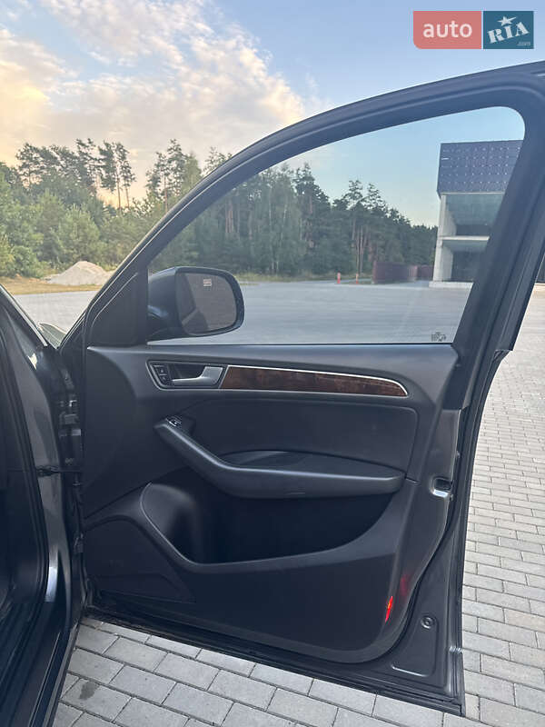 Внедорожник / Кроссовер Audi Q5 2015 в Костополе