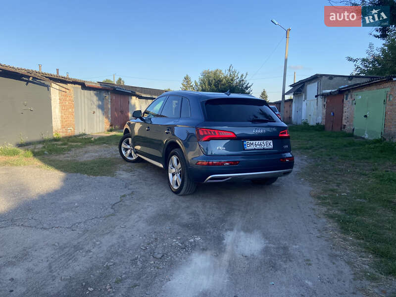 Внедорожник / Кроссовер Audi Q5 2017 в Конотопе