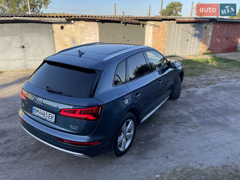 Внедорожник / Кроссовер Audi Q5 2017 в Конотопе