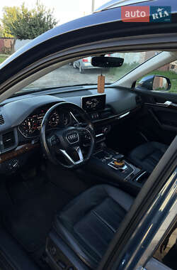 Внедорожник / Кроссовер Audi Q5 2017 в Конотопе