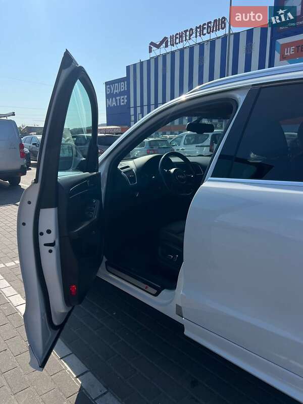 Позашляховик / Кросовер Audi Q5 2013 в Львові