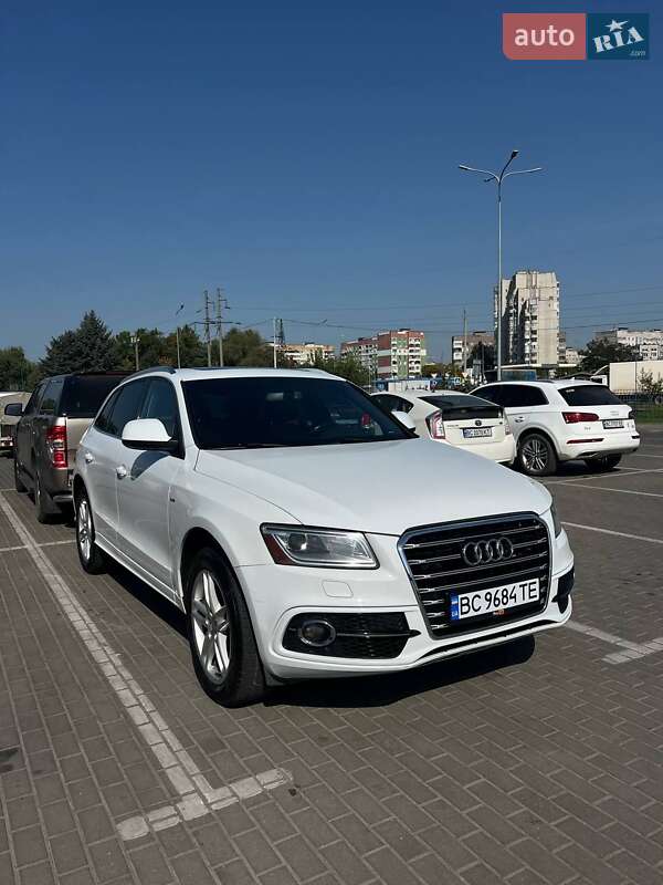 Позашляховик / Кросовер Audi Q5 2013 в 