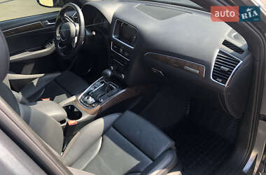 Внедорожник / Кроссовер Audi Q5 2016 в 