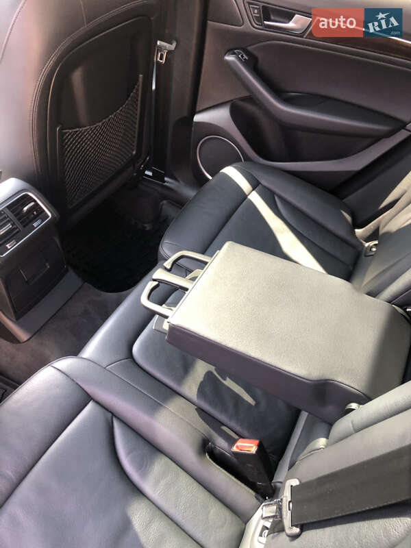 Позашляховик / Кросовер Audi Q5 2016 в Одесі