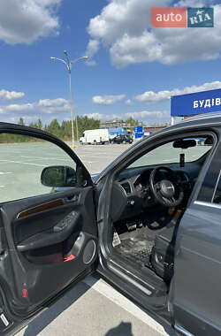 Позашляховик / Кросовер Audi Q5 2015 в 