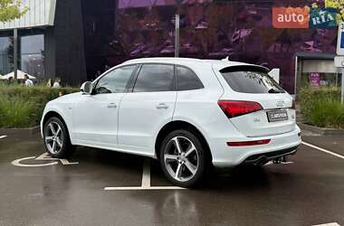 Позашляховик / Кросовер Audi Q5 2016 в 
