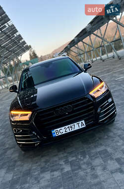 Внедорожник / Кроссовер Audi Q5 2019 в 