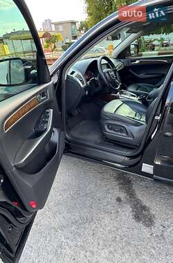 Позашляховик / Кросовер Audi Q5 2010 в 