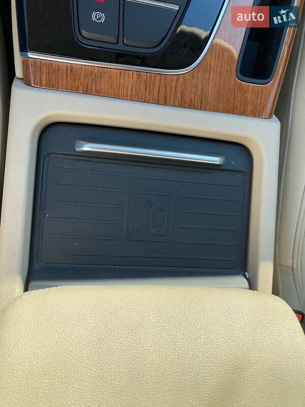 Внедорожник / Кроссовер Audi Q5 2020 в Львове