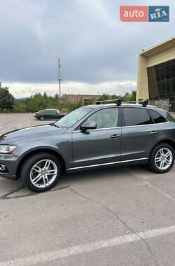 Внедорожник / Кроссовер Audi Q5 2015 в 