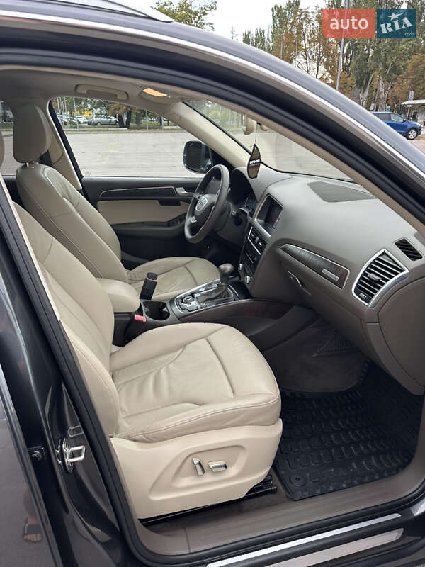 Внедорожник / Кроссовер Audi Q5 2015 в Запорожье