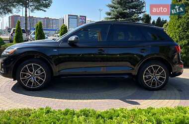 Позашляховик / Кросовер Audi Q5 2022 в 