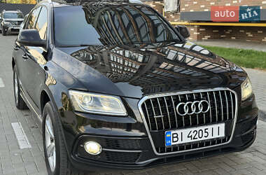 Внедорожник / Кроссовер Audi Q5 2012 в 