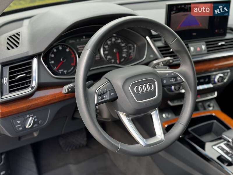 Внедорожник / Кроссовер Audi Q5 2023 в Киеве