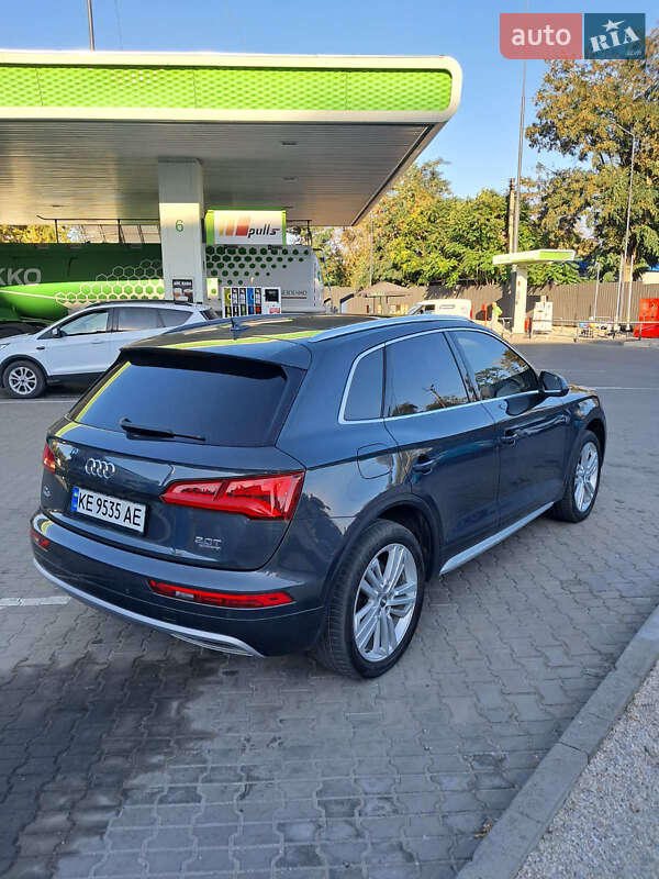 Внедорожник / Кроссовер Audi Q5 2018 в Днепре